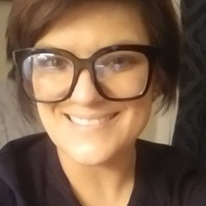 Meet your Posher, Candace